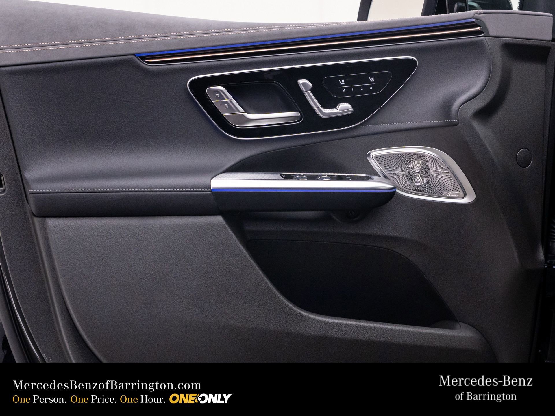 New 2026 Mercedes-Benz EQE 320 4MATIC SUV image 15