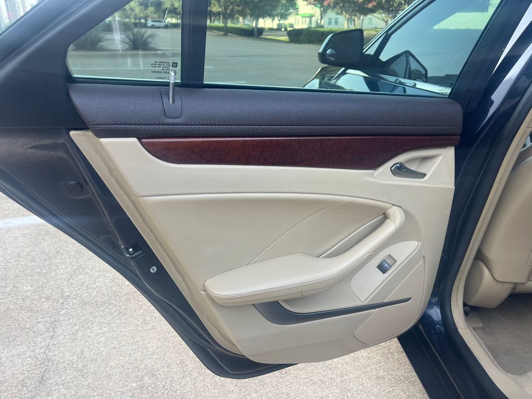 Used 2008 Cadillac CTS 3.6 w/ Luxury Level Two Package RWD image 14