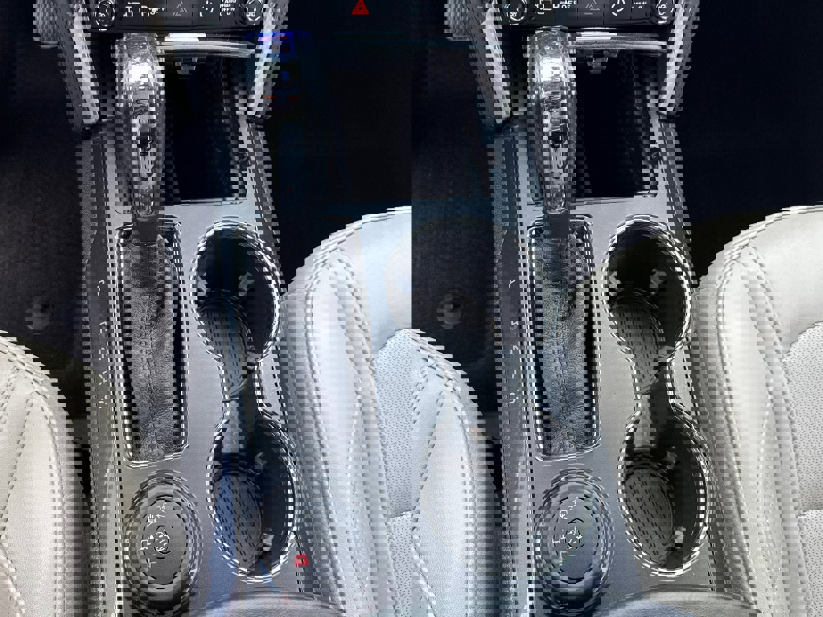 Used 2017 Ford Explorer Platinum image 33