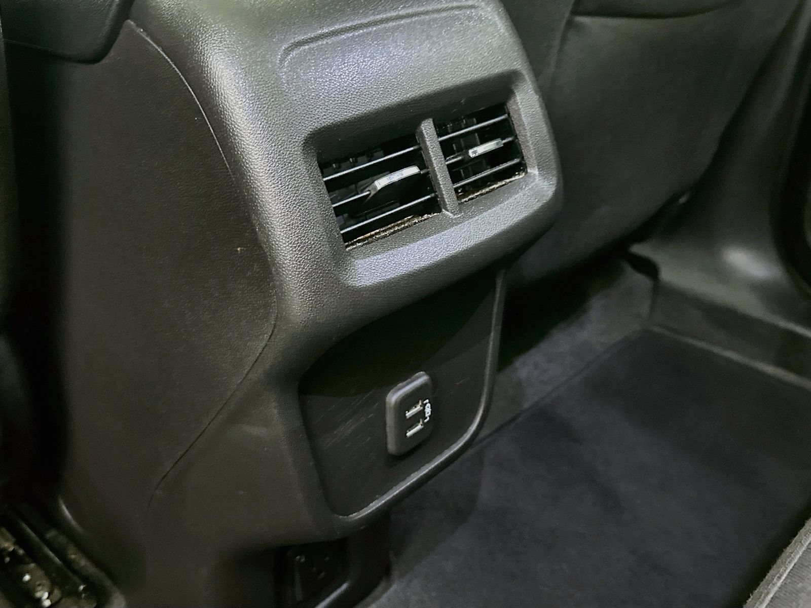Used 2024 Chevrolet Equinox LT AWD/4WD image 27