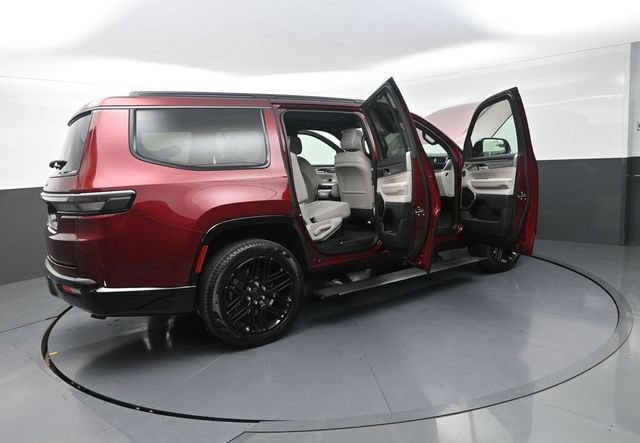 New 2026 Jeep Grand Wagoneer Limited AWD/4WD image 40
