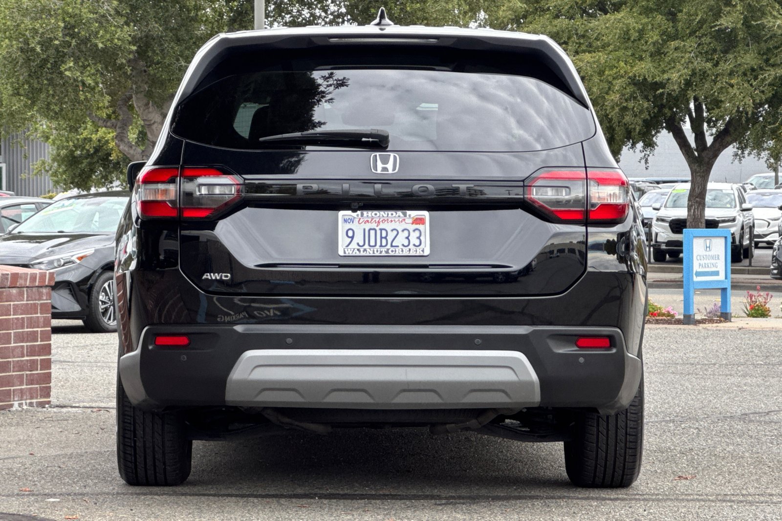 Used 2024 Honda Pilot EX-L image 5
