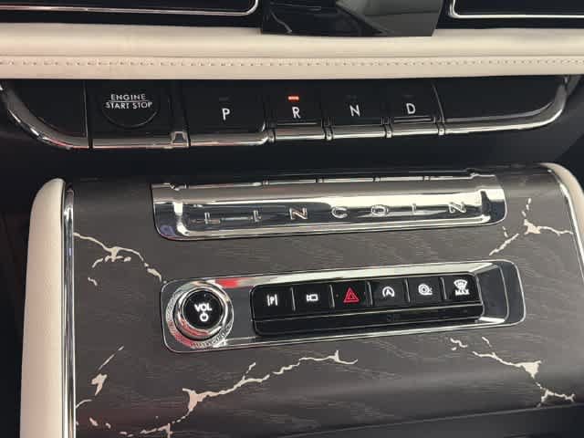 New 2027 Lincoln Aviator Black Label w/ Jet Appearance Package AWD/4WD image 7