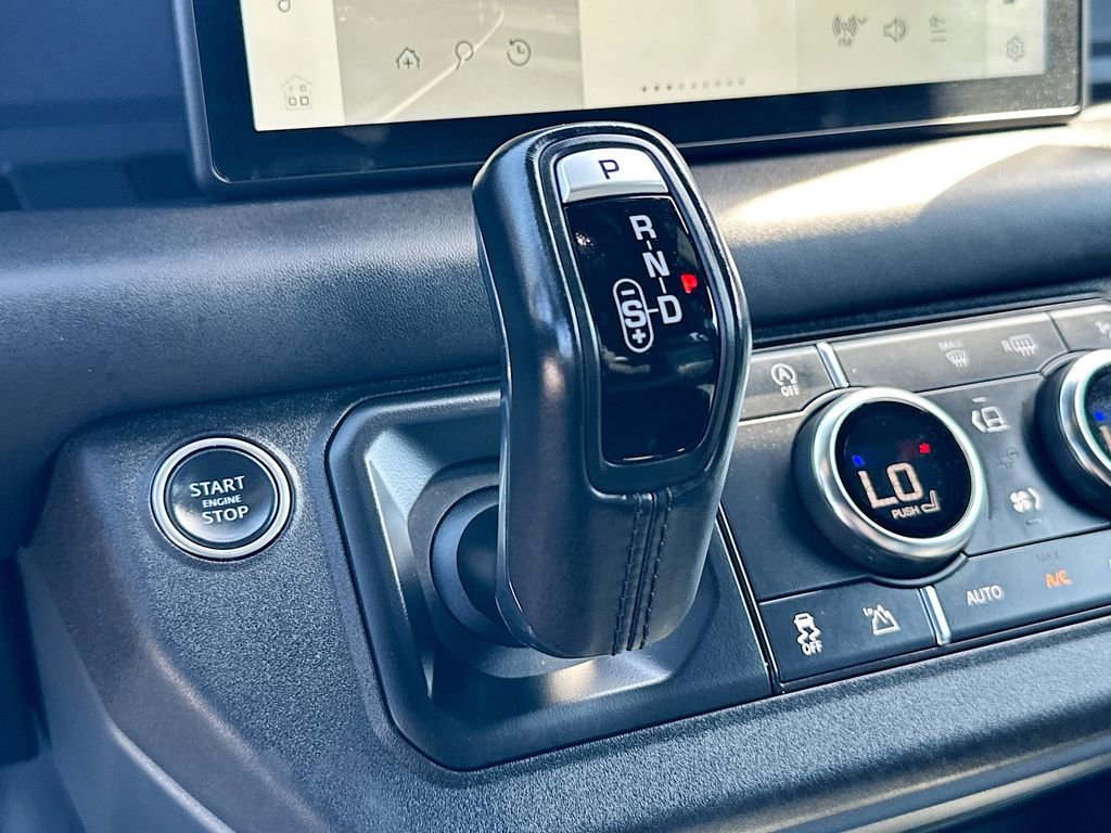 Used 2022 Land Rover Defender 110 X-Dynamic HSE image 17