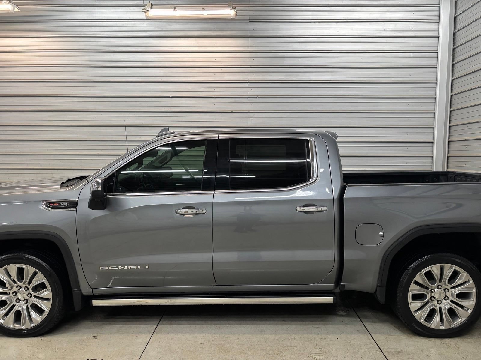 Used 2021 GMC Sierra 1500 Denali w/ Denali Ultimate Package AWD/4WD image 7