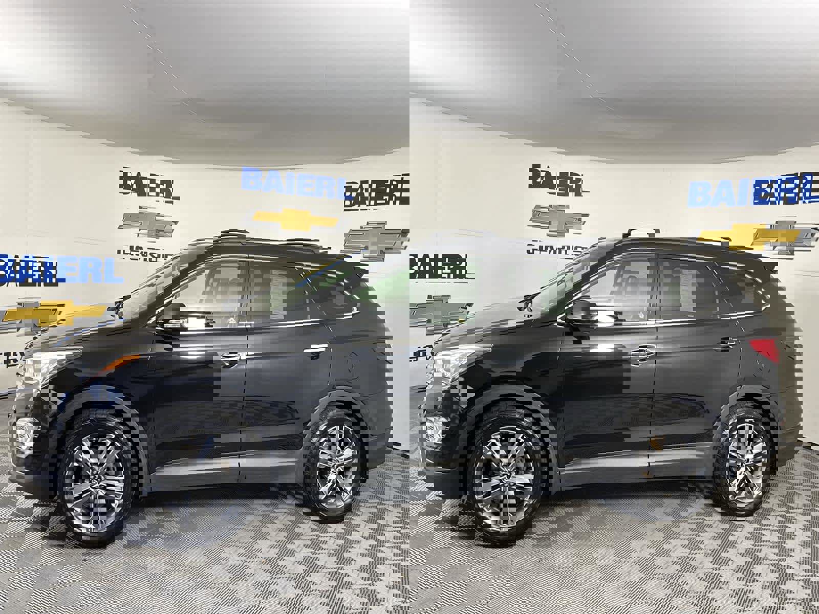 Used 2016 Hyundai Santa Fe Limited image 2