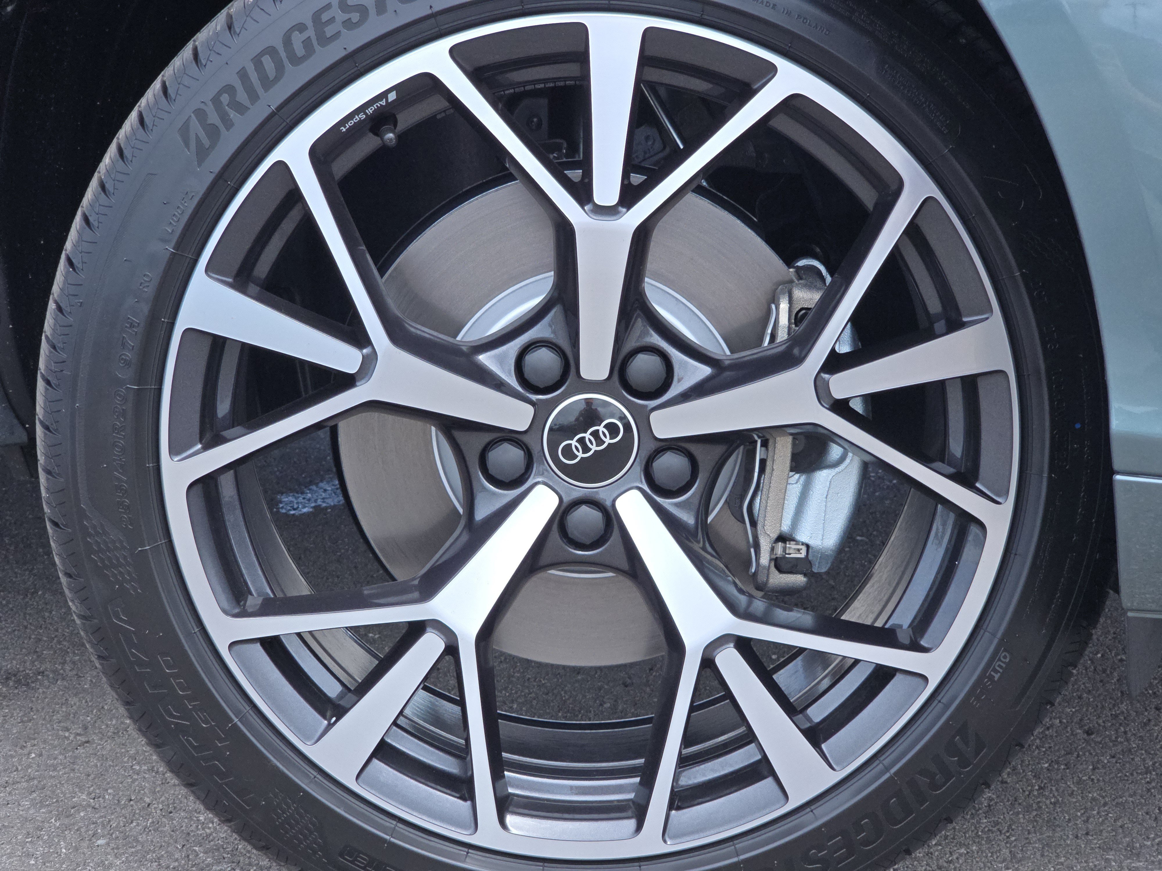 New 2026 Audi Q3 quattro 2.0T AWD/4WD image 16