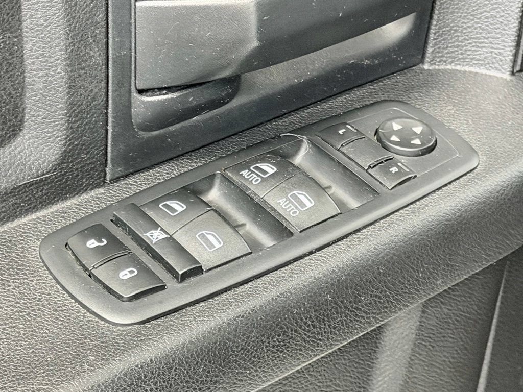 Used 2017 RAM 2500 Tradesman w/ Chrome Appearance Group AWD/4WD image 12