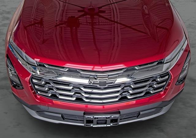 New 2026 Chevrolet Equinox LT w/ Safety and Technology Package image 18