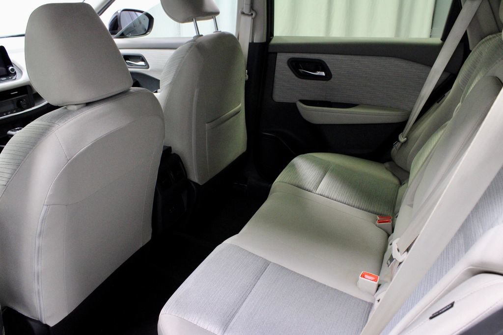 Used 2023 Nissan Rogue SV FWD image 20