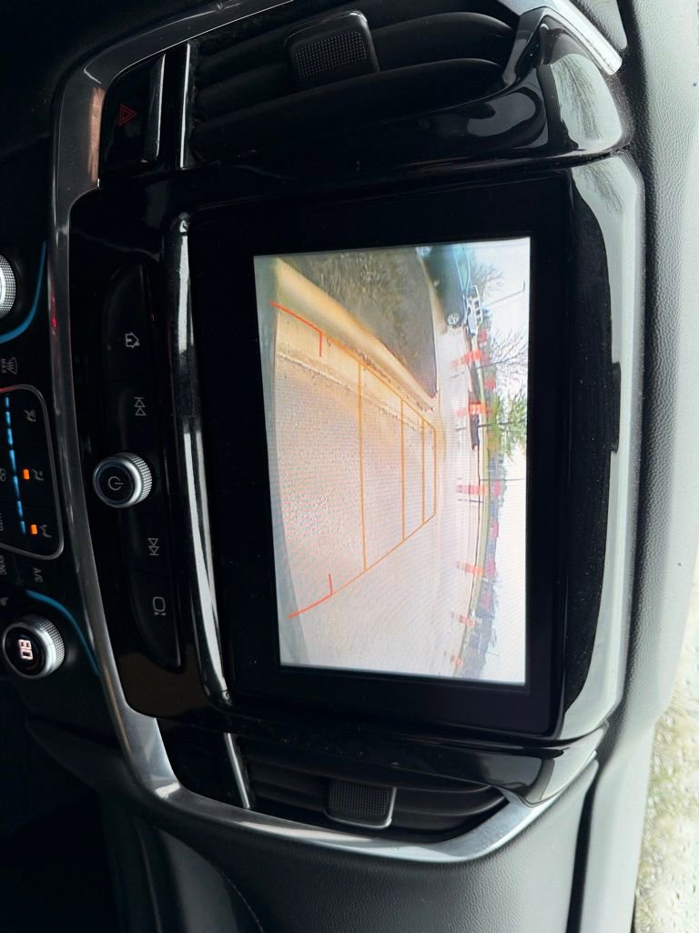 Used 2018 Chevrolet Traverse LT AWD/4WD image 21