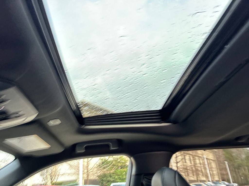 New 2026 Toyota Highlander XSE image 18