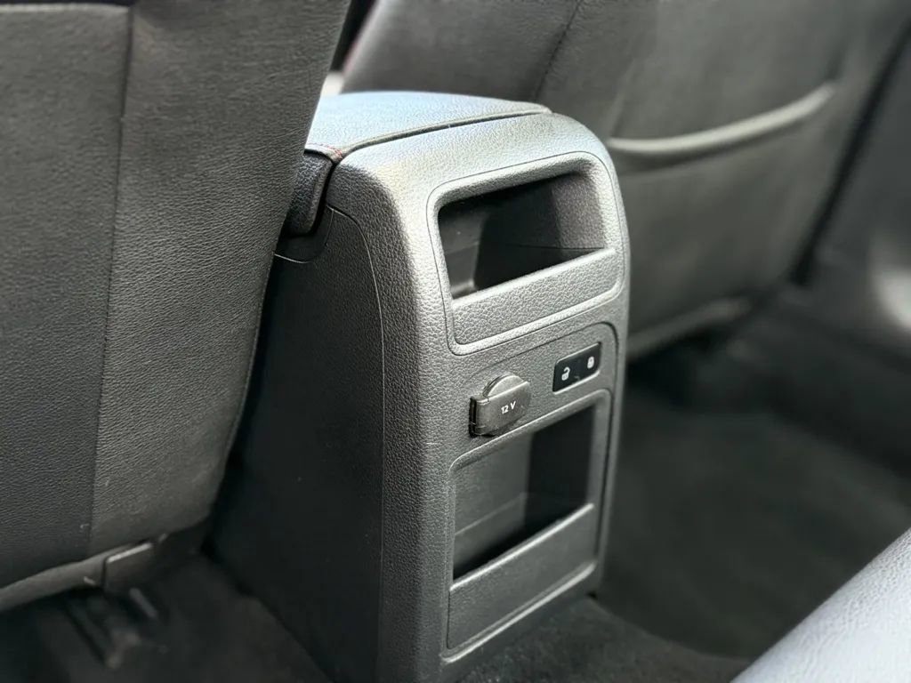 Used 2012 Volkswagen Jetta GLI Autobahn image 34