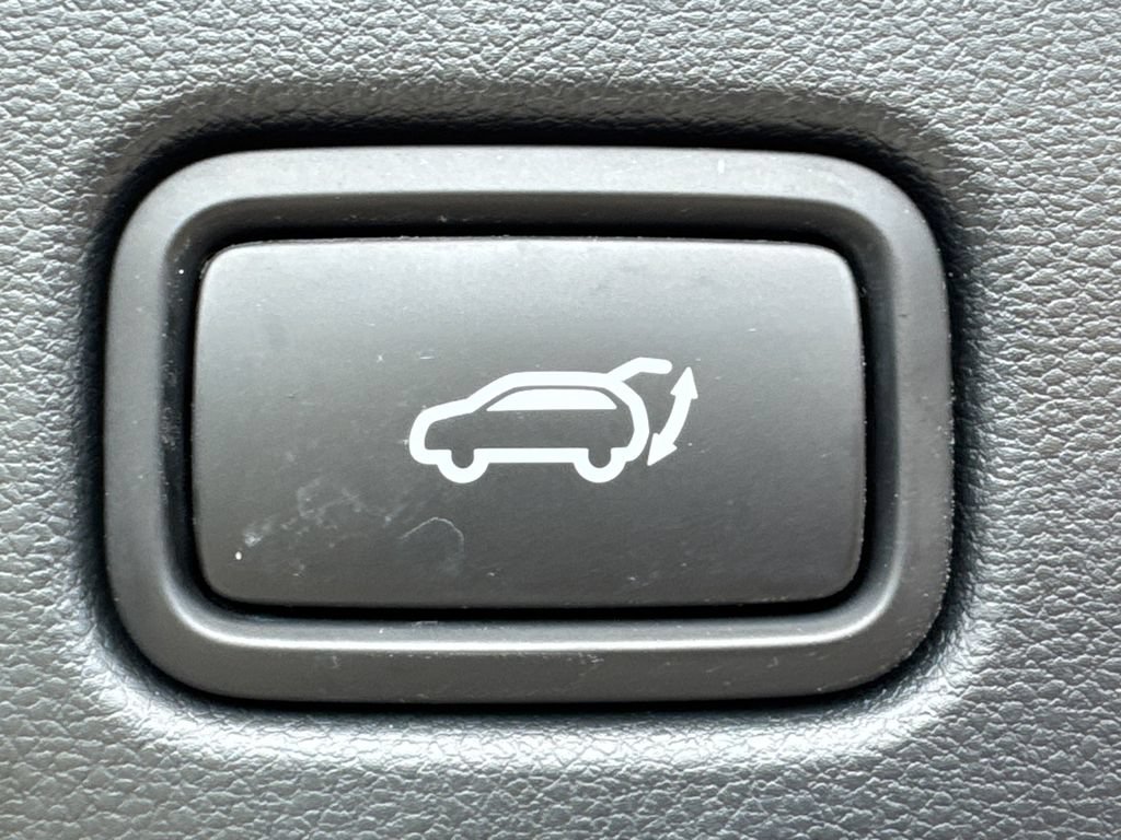 Certified 2025 Hyundai Tucson SEL AWD/4WD image 19