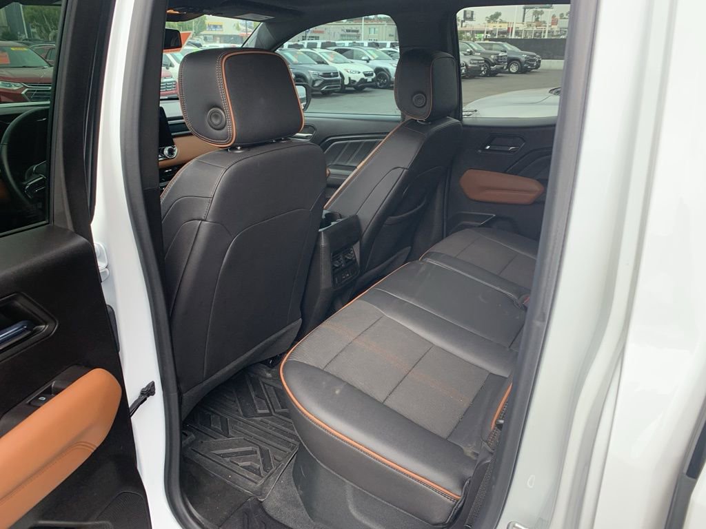 Used 2023 GMC Canyon AT4 image 19