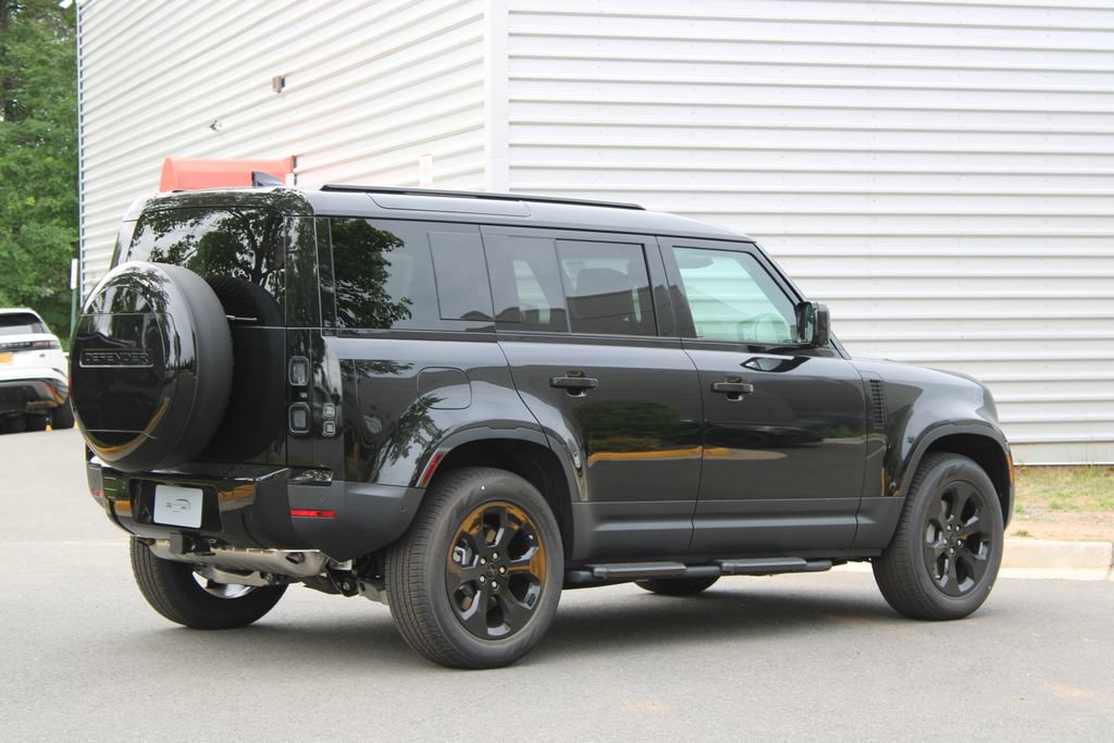 New 2026 Land Rover Defender 110 S AWD/4WD image 4