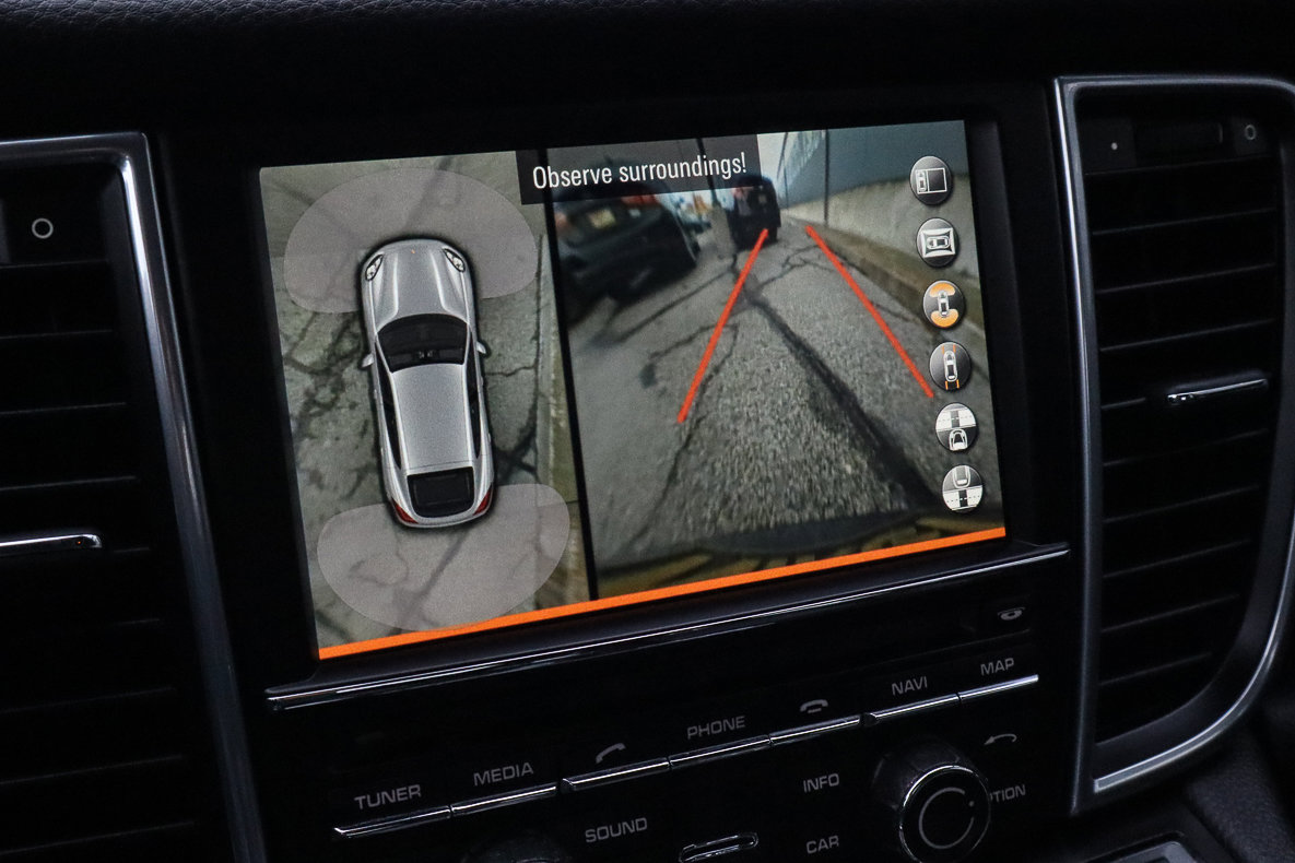 Used 2016 Porsche Panamera Edition image 12