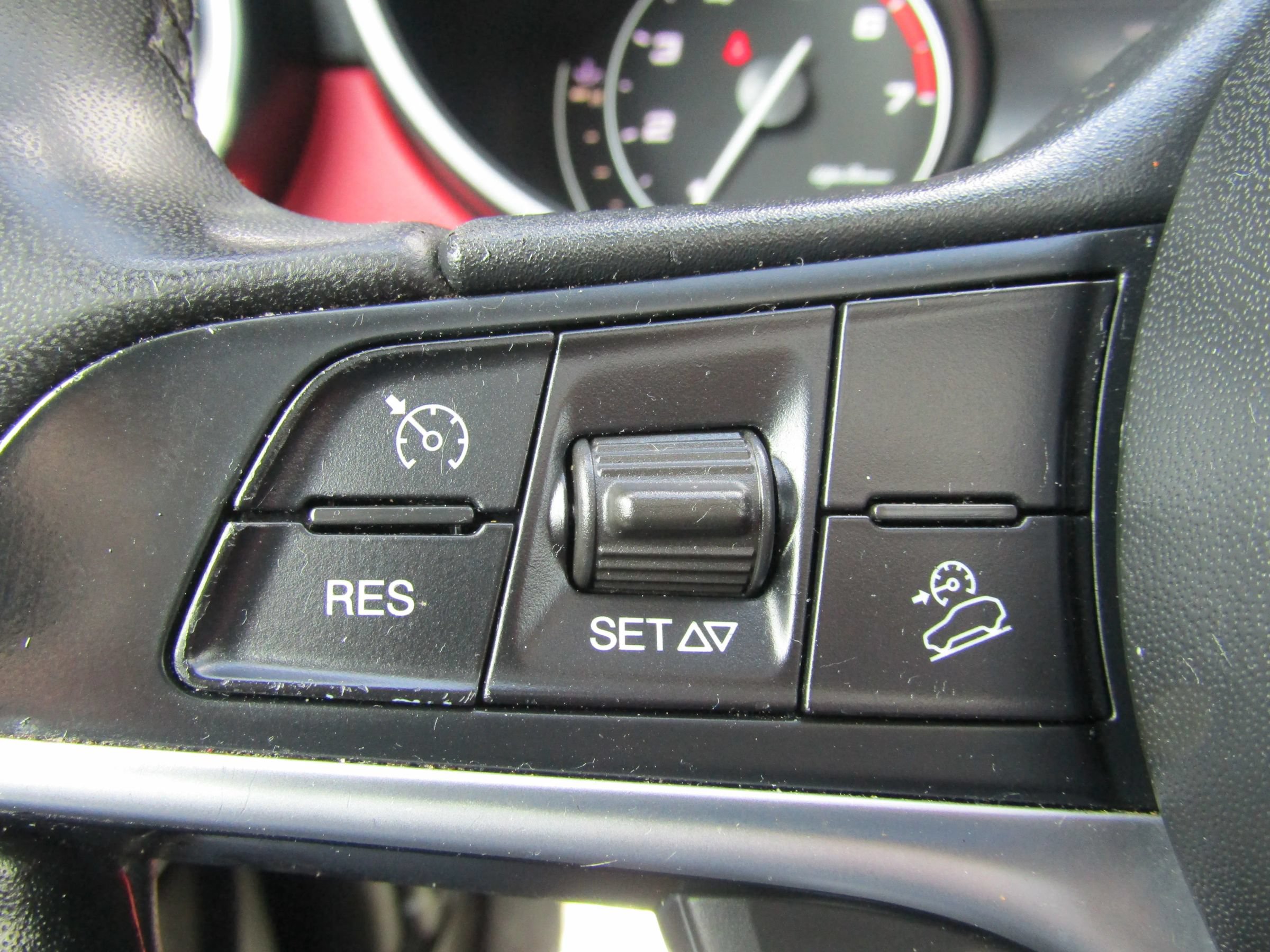 Used 2019 Alfa Romeo Stelvio Ti AWD/4WD image 30