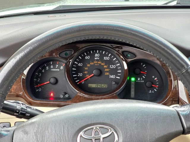 Used 2001 Toyota Highlander V6 image 14