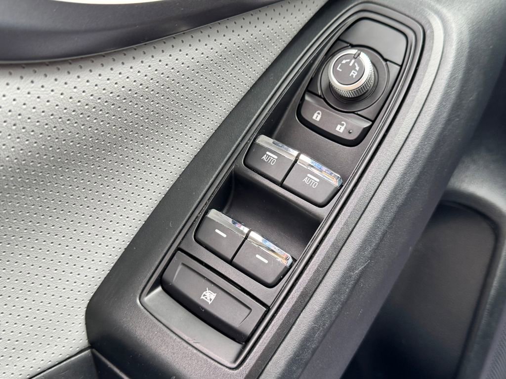 Used 2022 Subaru Crosstrek 2.5i Limited w/ Moonroof Package 2 image 29