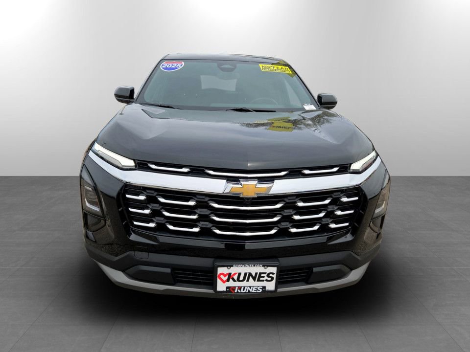 Used 2025 Chevrolet Equinox LT FWD image 4