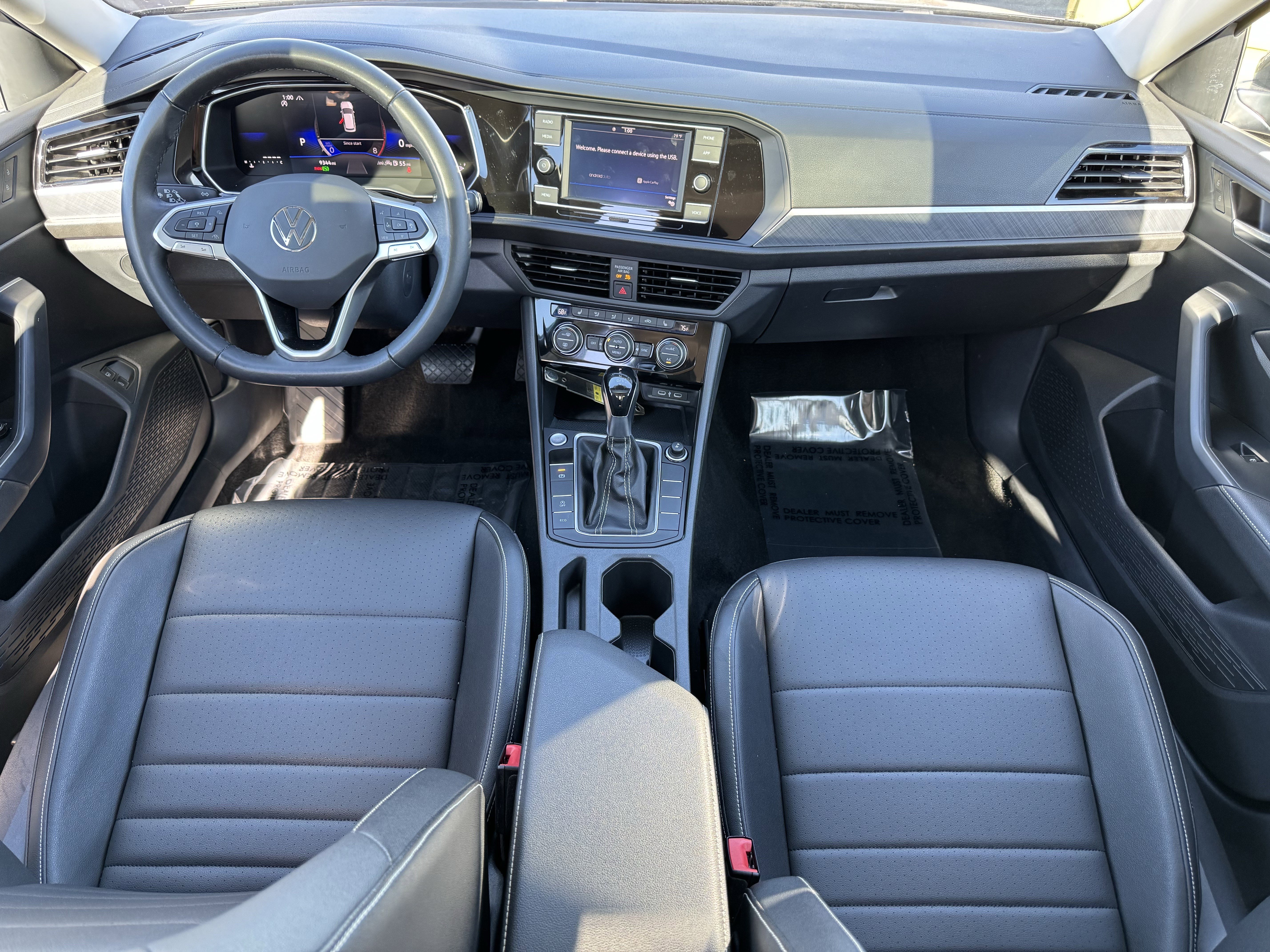 Certified 2024 Volkswagen Jetta SE image 33