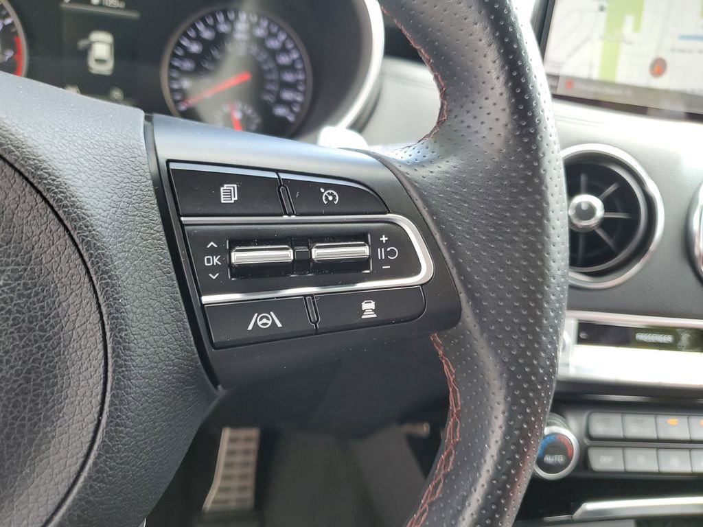 Used 2022 Kia Stinger GT-Line w/ Sun & Sound Package image 22