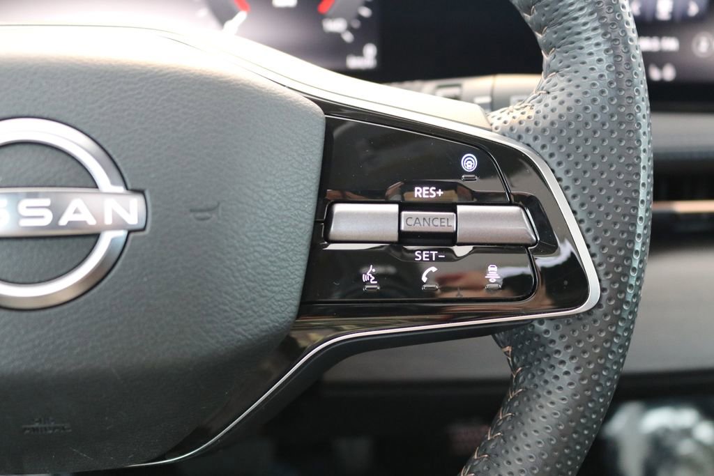 Used 2023 Nissan Ariya AWD image 49