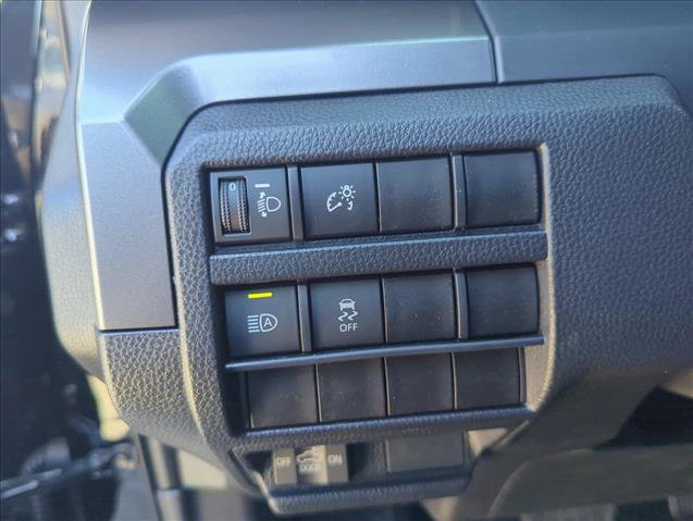 Used 2026 Toyota Tacoma SR5 AWD/4WD image 11