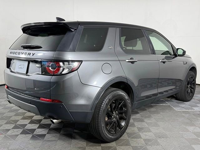 Used 2018 Land Rover Discovery Sport SE image 8