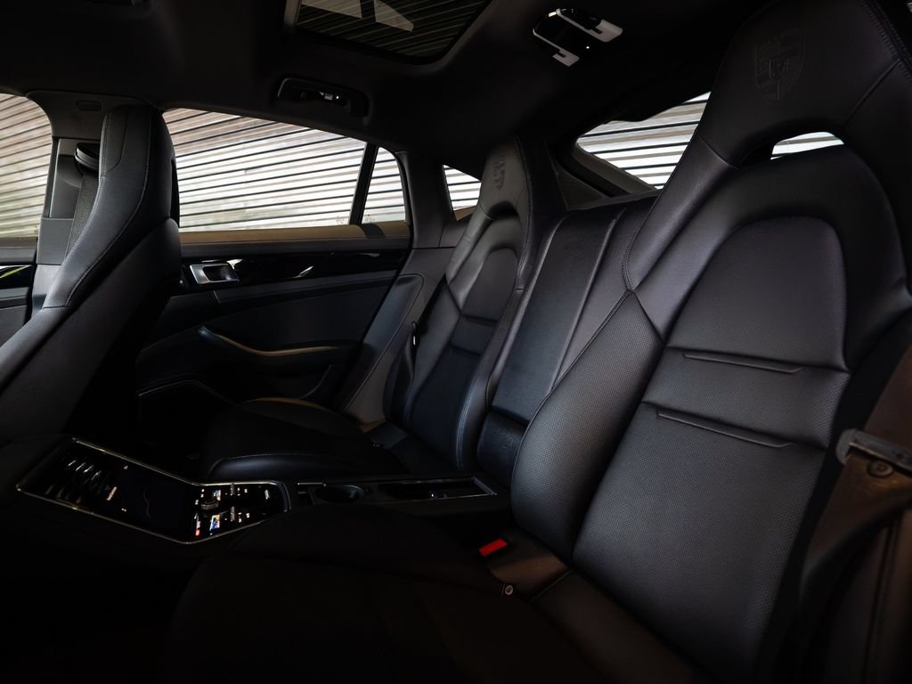 Certified 2023 Porsche Panamera image 24