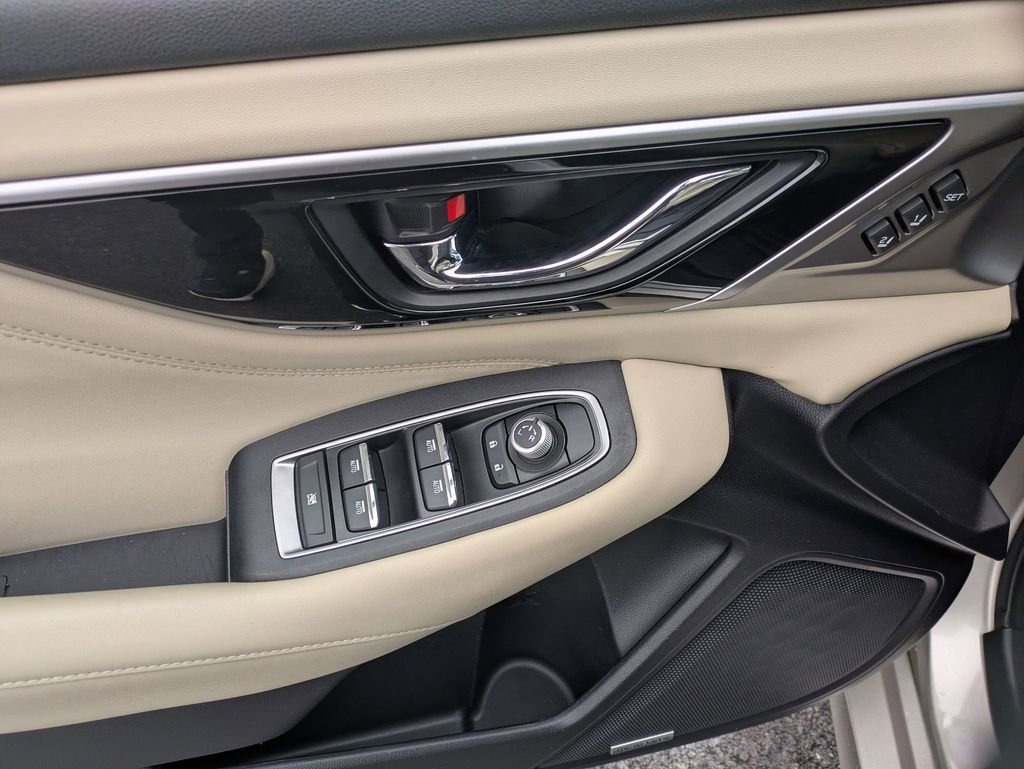 Used 2020 Subaru Legacy Limited w/ Popular Package #3 image 10