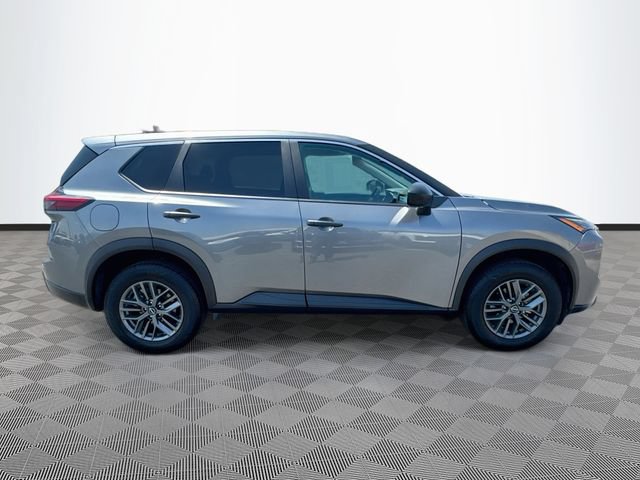 Used 2024 Nissan Rogue S FWD image 8