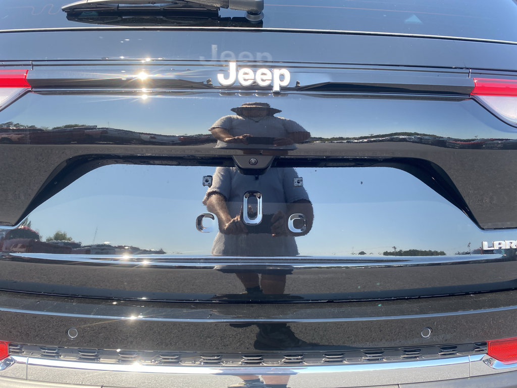 New 2027 Jeep Grand Cherokee Laredo X AWD/4WD image 10