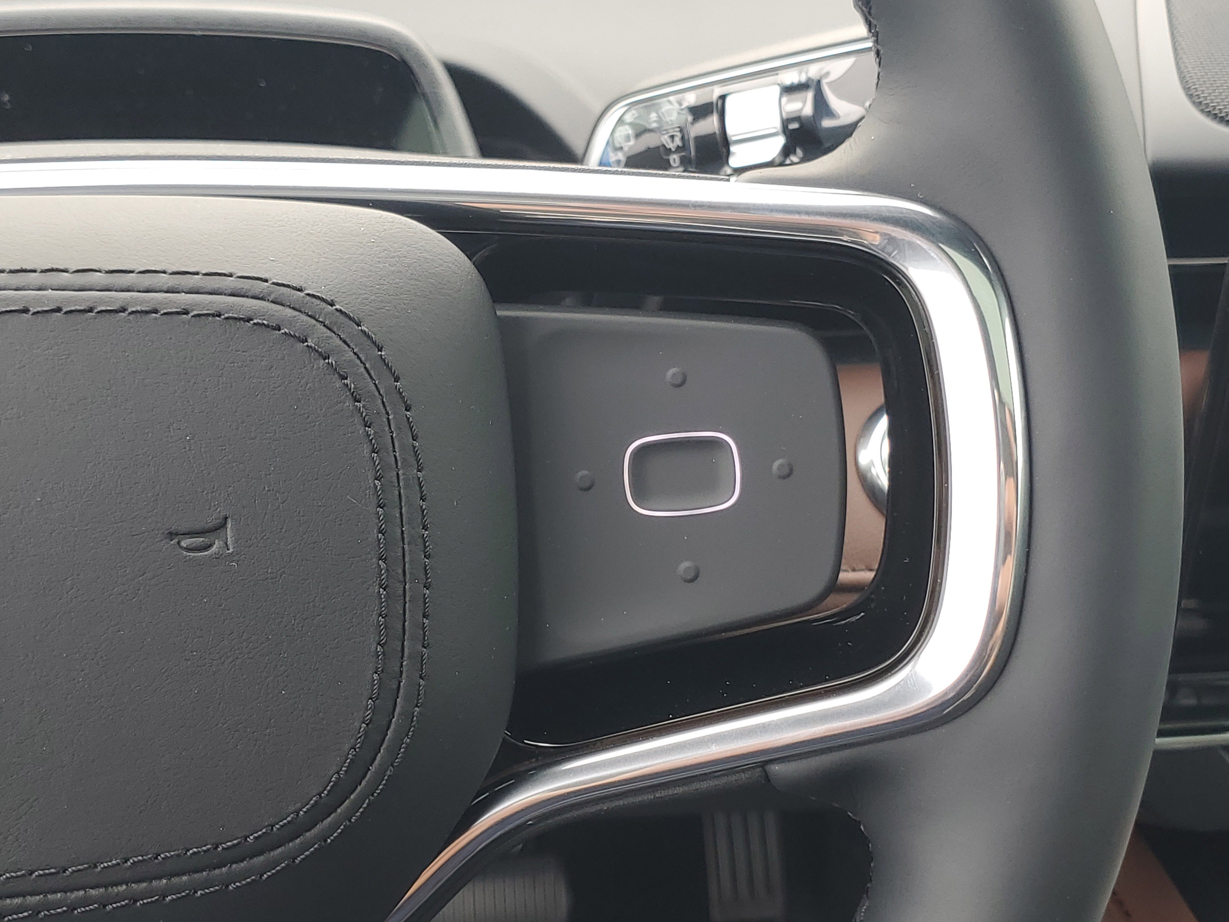 New 2026 Lincoln Nautilus Reserve w/ Jet Appearance Package image 18