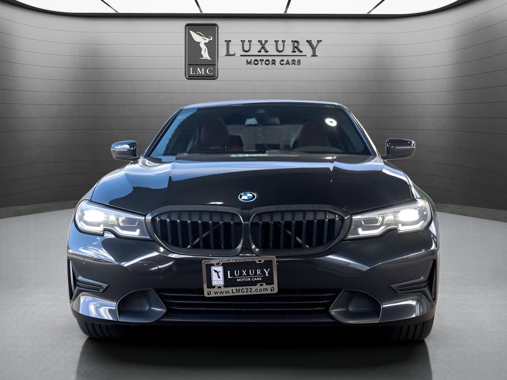 Used 2022 BMW 330e xDrive w/ Premium Package AWD/4WD image 3