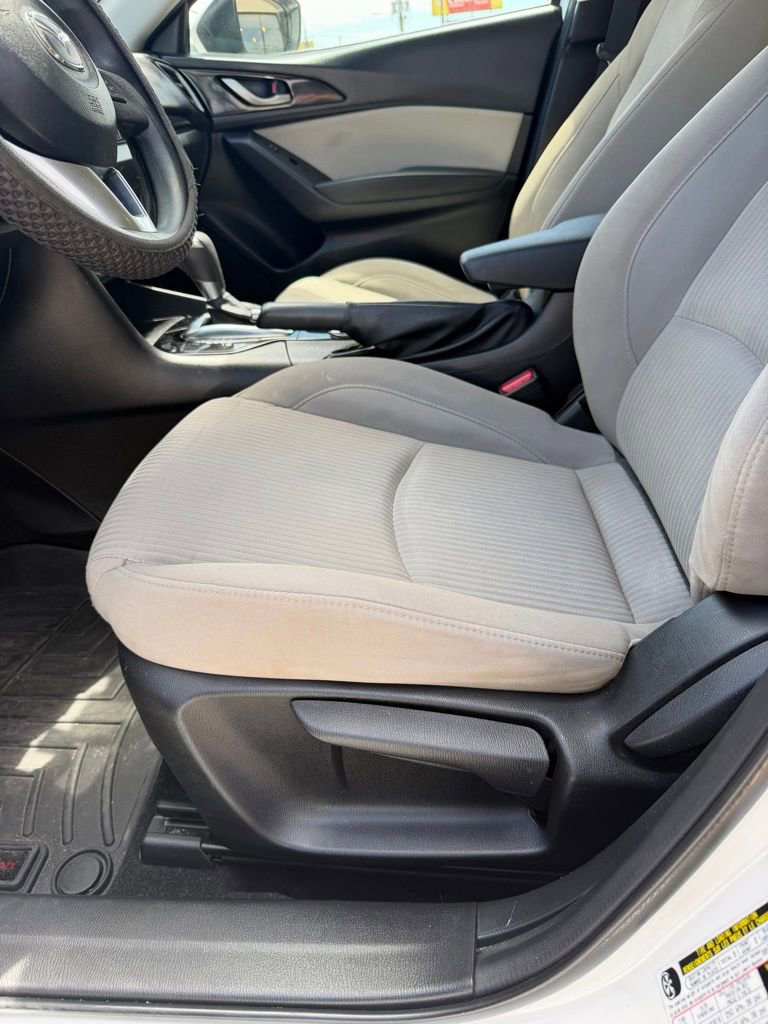 Used 2016 MAZDA MAZDA3 i Sport w/ Preferred Equipment Package image 14