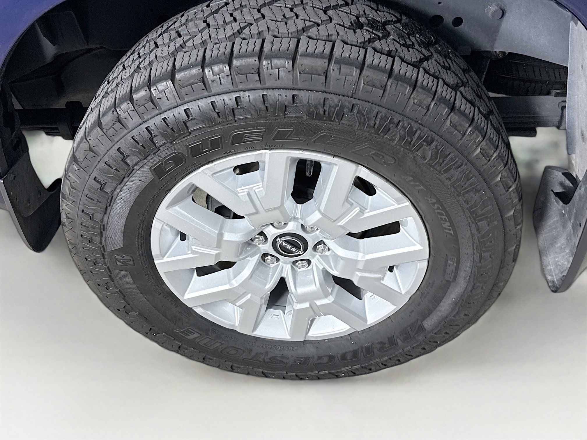 Used 2022 Nissan Frontier SV image 35