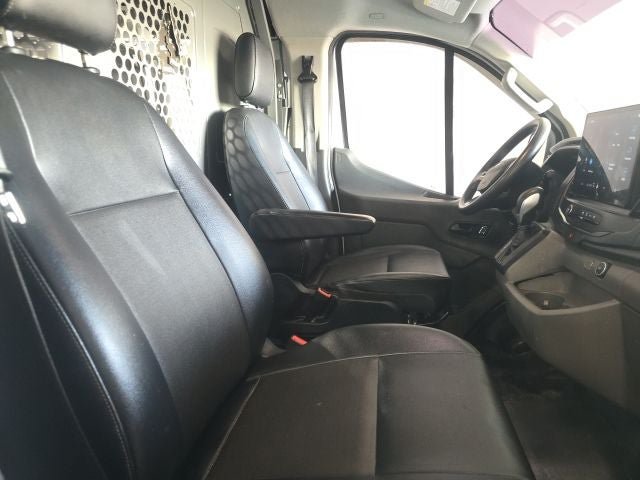 Used 2023 Ford Transit 250 Low Roof RWD image 4