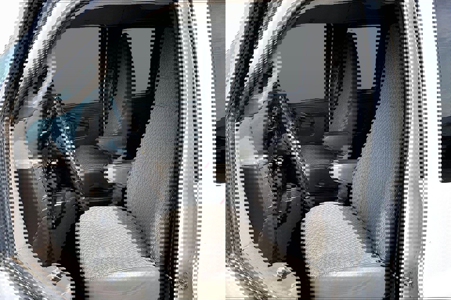 Used 2019 Chevrolet Express 3500 LS image 18