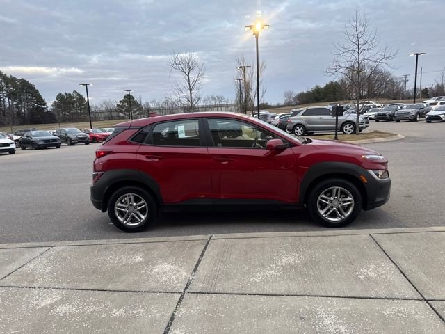 Used 2022 Hyundai Kona SE image 5