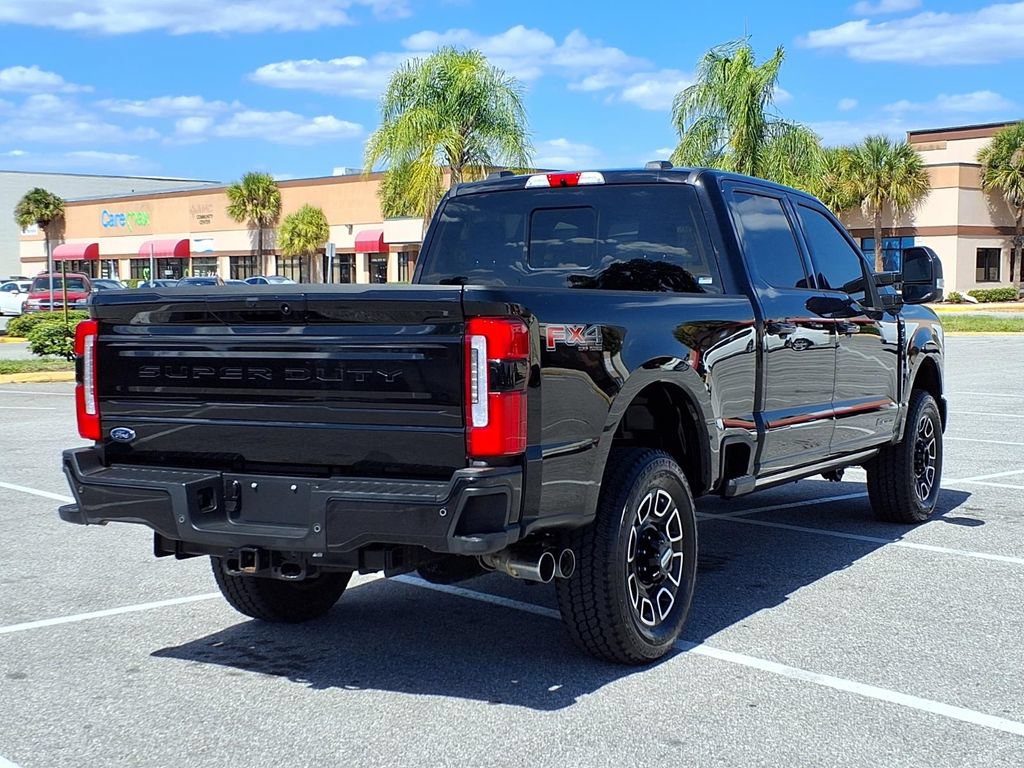 Used 2025 Ford F350 Platinum w/ FX4 Off-Road Package AWD/4WD image 7