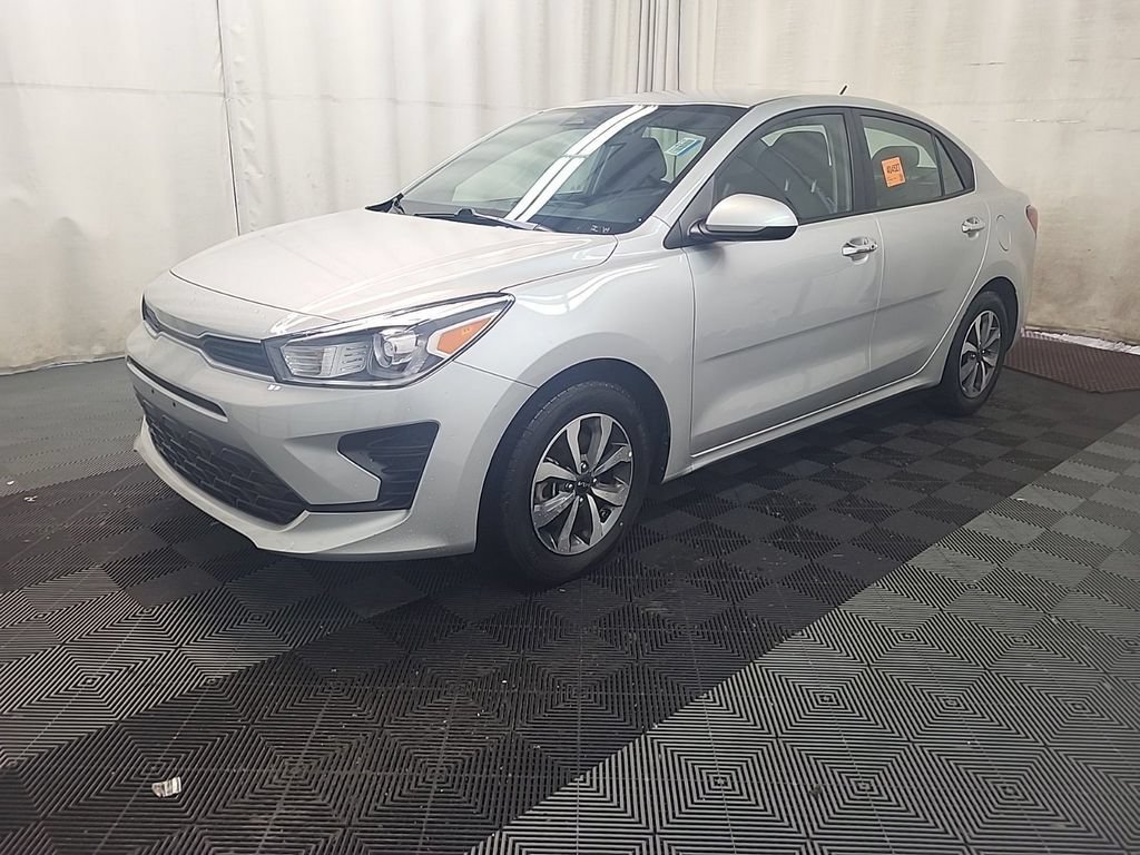 Used 2023 Kia Rio S w/ Technology Package FWD image 2
