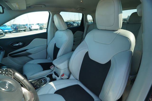 Used 2021 Jeep Cherokee Latitude Plus image 35