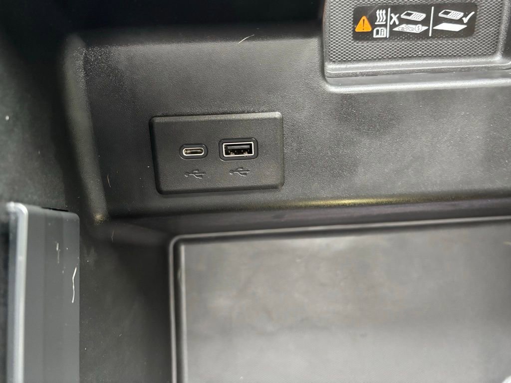 Used 2023 GMC Sierra 1500 SLT w/ SLT Premium Package image 33