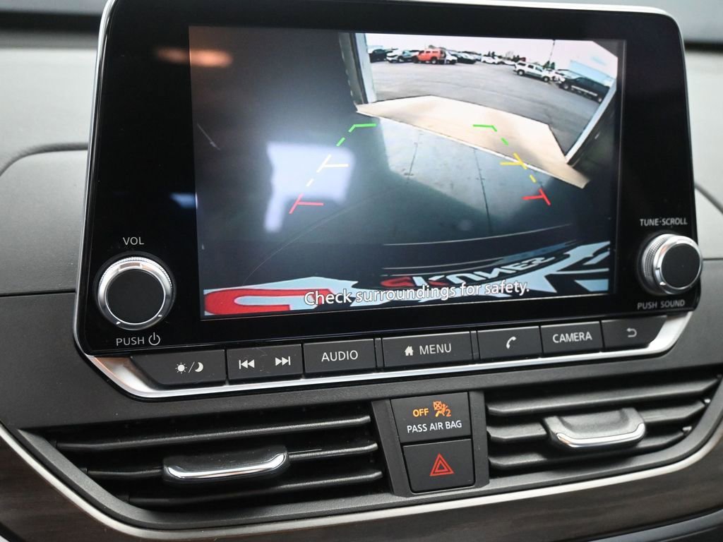 Used 2024 Nissan Altima 2.5 SV image 32