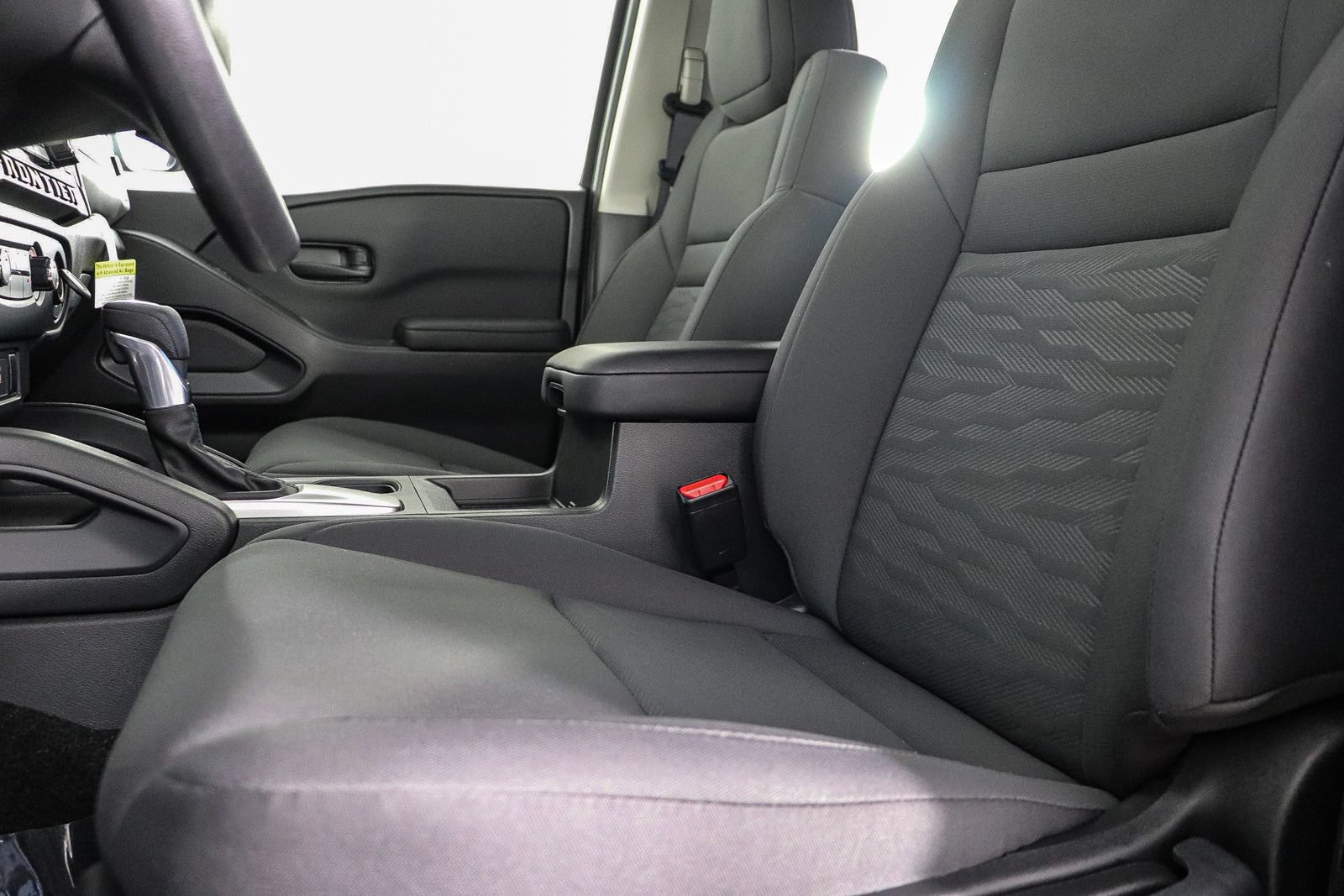 New 2027 Nissan Frontier S w/ Tow Package RWD image 25