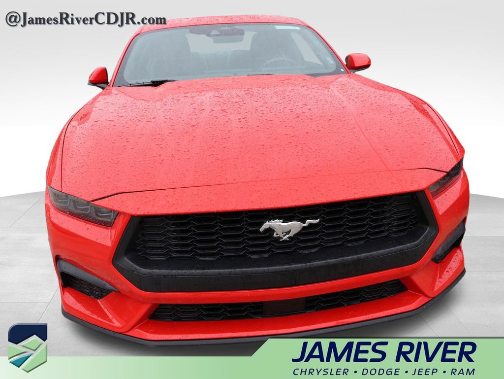 Used 2026 Ford Mustang Premium RWD image 3