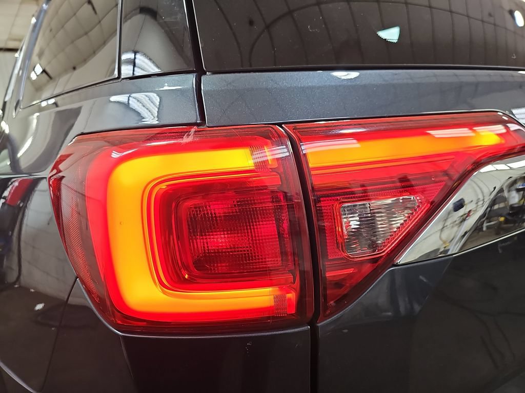 Used 2019 GMC Acadia Denali AWD/4WD image 42