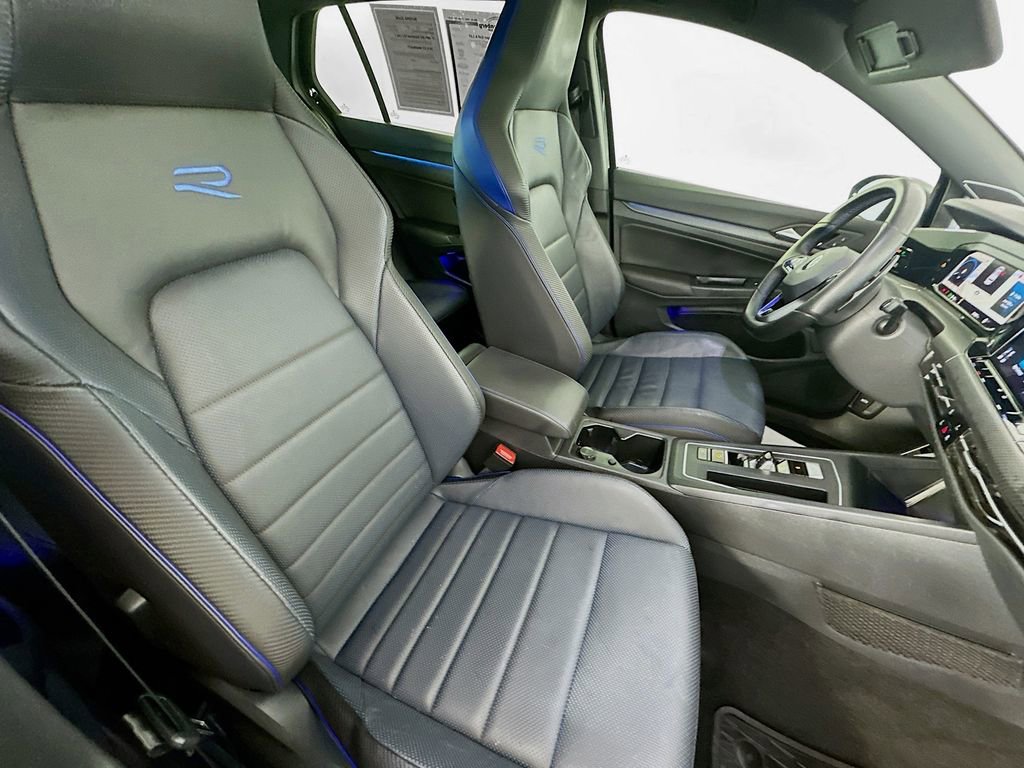 Used 2022 Volkswagen Golf R image 29